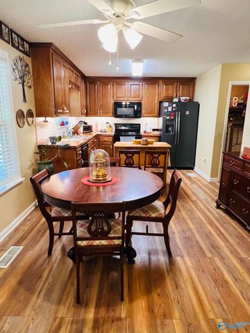 170 City Park Road, New Hope, AL 35760