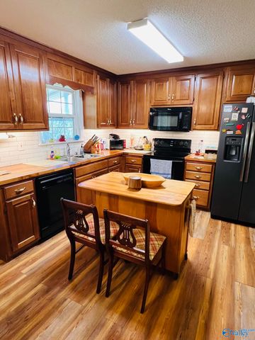 170 City Park Road, New Hope, AL 35760