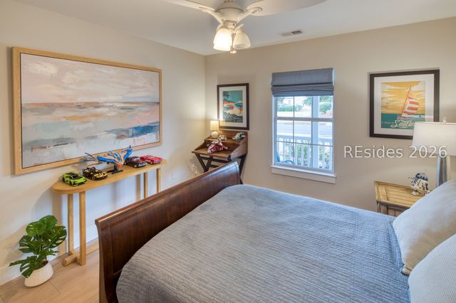 20 Lakeside Dr, Bluffton, SC 29910