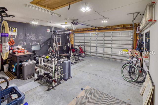 20 Lakeside Dr, Bluffton, SC 29910