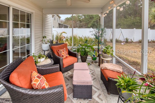 20 Lakeside Dr, Bluffton, SC 29910