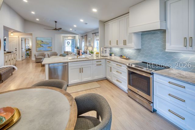 20 Lakeside Dr, Bluffton, SC 29910