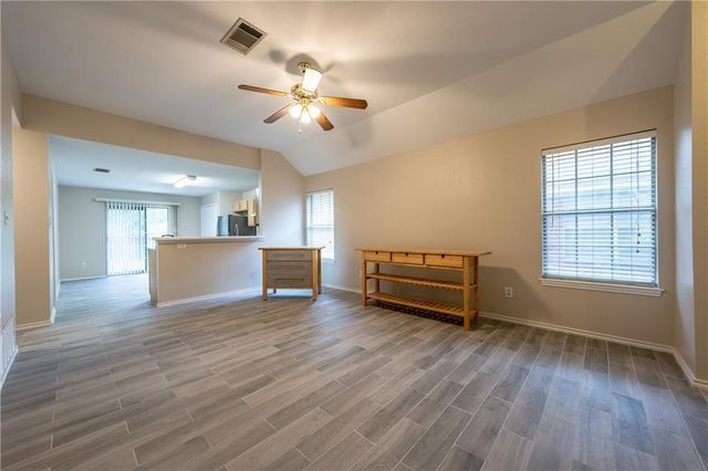 1607 Greening WAY, Leander, TX 78641