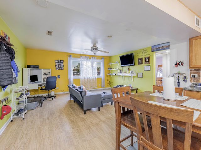 10440 Natoma Avenue 11, Chicago Ridge, IL 60415