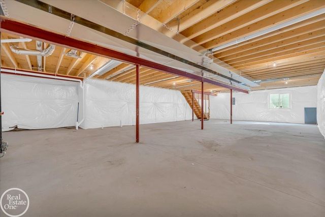 1932 Sheldrake Lane, Saint Clair, MI 48079