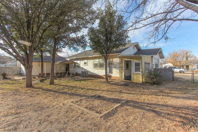 202 Jefferson St, Big Spring, TX 79720