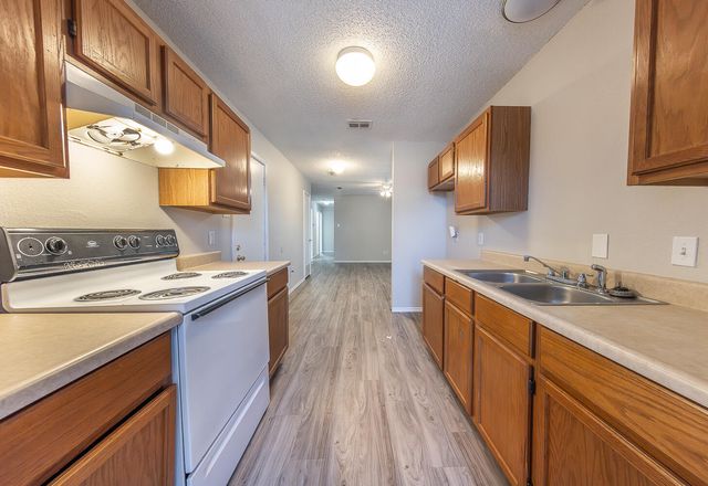 804 E 77th Street, Lubbock, TX 79404