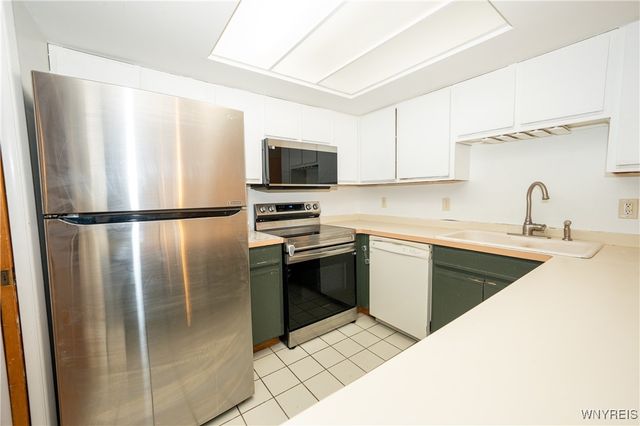 1115 Youngs Road H, Amherst, NY 14221