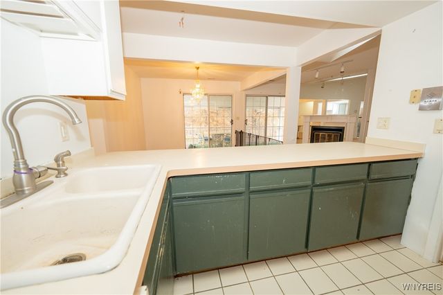 1115 Youngs Road H, Amherst, NY 14221