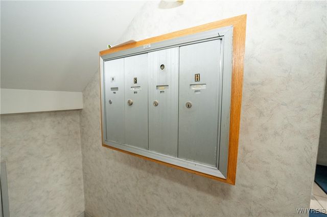 1115 Youngs Road H, Amherst, NY 14221