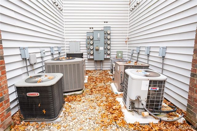 1115 Youngs Road H, Amherst, NY 14221