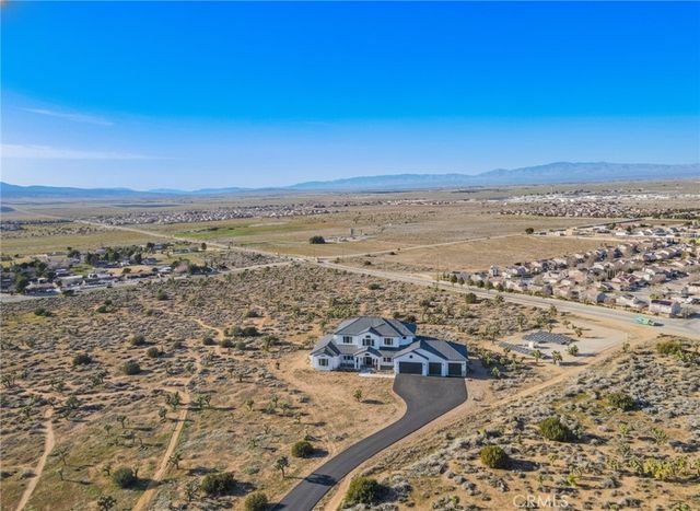 47 47th st W & Ave k2, Lancaster, CA 93536