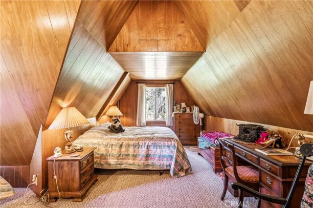 404 Hillside, Lake Arrowhead, CA 92352