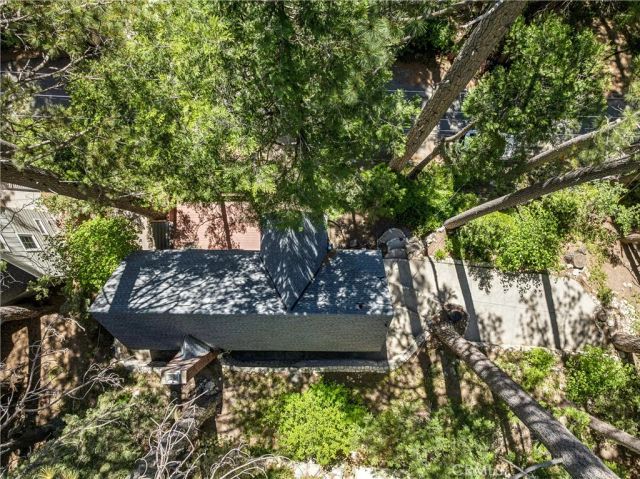 404 Hillside, Lake Arrowhead, CA 92352