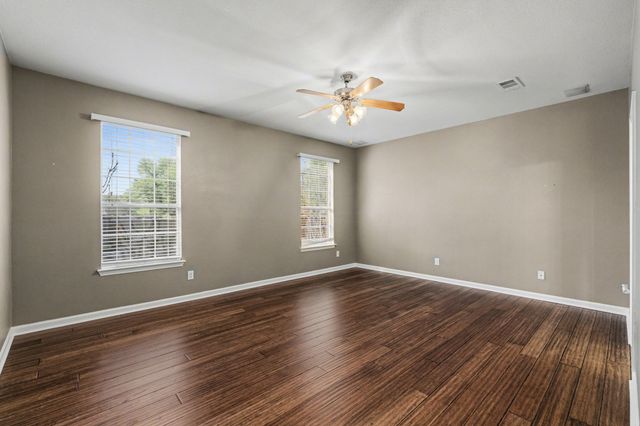 2109 Glen Manor Road, Corinth, TX 76208