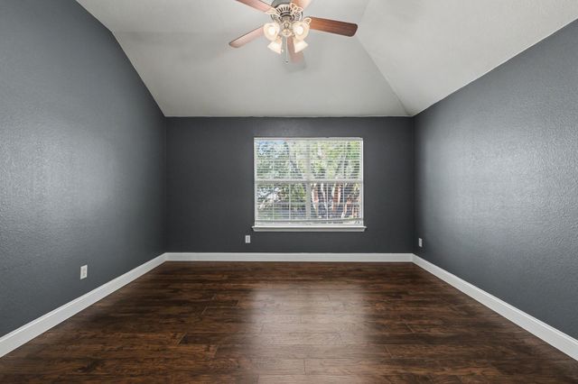 2109 Glen Manor Road, Corinth, TX 76208