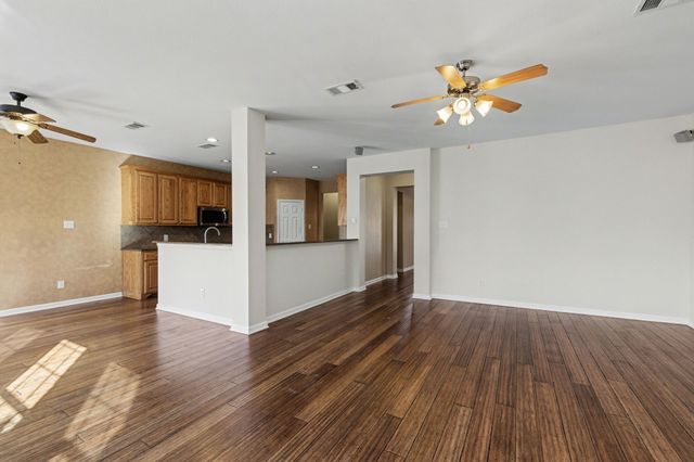 2109 Glen Manor Road, Corinth, TX 76208