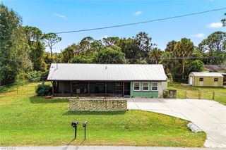 521 Monterey ST, North Fort Myers, FL 33903