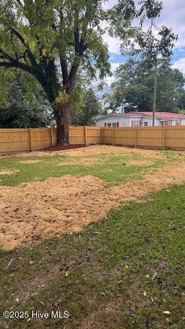 102 Howell Street, Greenville, NC 27834