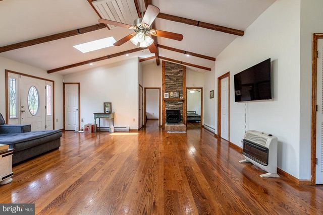 264 CEDAR LN, Luray, VA 22835