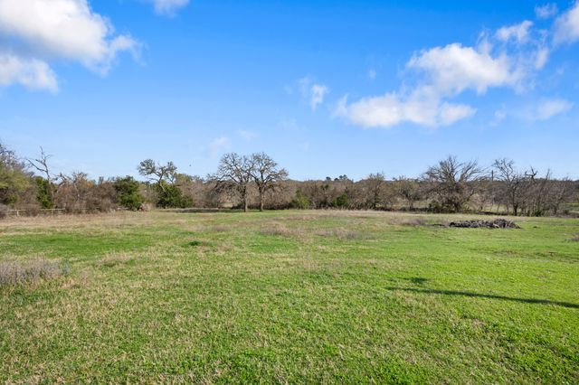 1012 County Road 701a, Cleburne, TX 76031