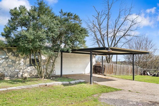 1012 County Road 701a, Cleburne, TX 76031