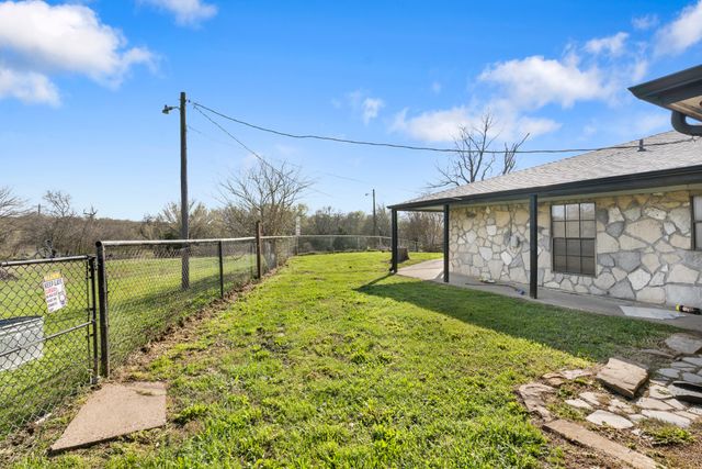 1012 County Road 701a, Cleburne, TX 76031