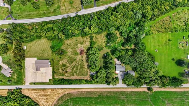 21405 S Harper Road, Peculiar, MO 64078