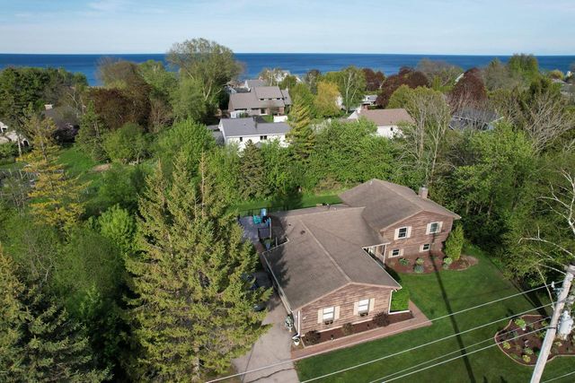 3425 N 8th STREET, Sheboygan, WI 53083