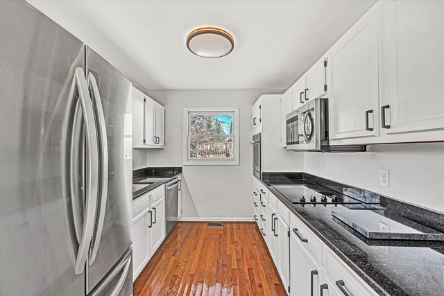 3617 View AVE, Roanoke, VA 24018