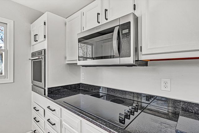 3617 View AVE, Roanoke, VA 24018