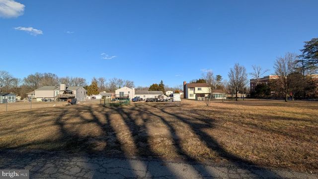 12081 PIERCE RD, Waldorf, MD 20601