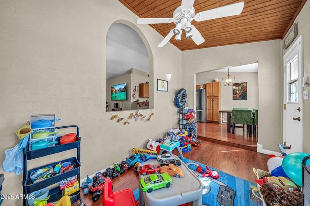 1531 E ROSEMONTE Drive, Phoenix, AZ 85024