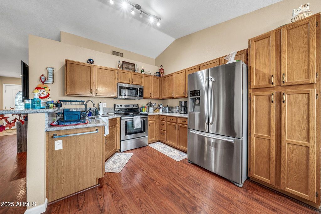 1531 E ROSEMONTE Drive, Phoenix, AZ 85024 — photo 3