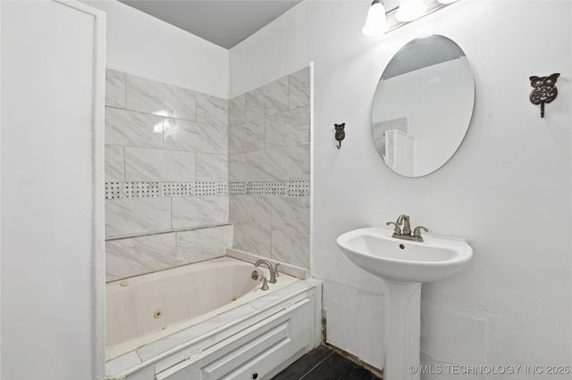 1406 W Admiral Boulevard, Tulsa, OK 74127