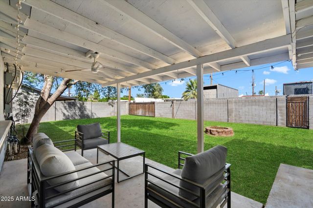 7806 E LOMA LAND Drive, Scottsdale, AZ 85257