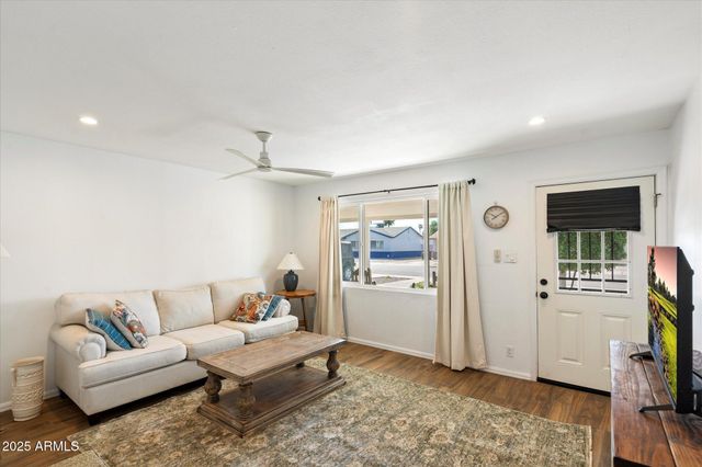 7806 E LOMA LAND Drive, Scottsdale, AZ 85257