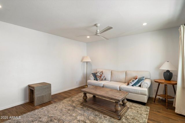 7806 E LOMA LAND Drive, Scottsdale, AZ 85257