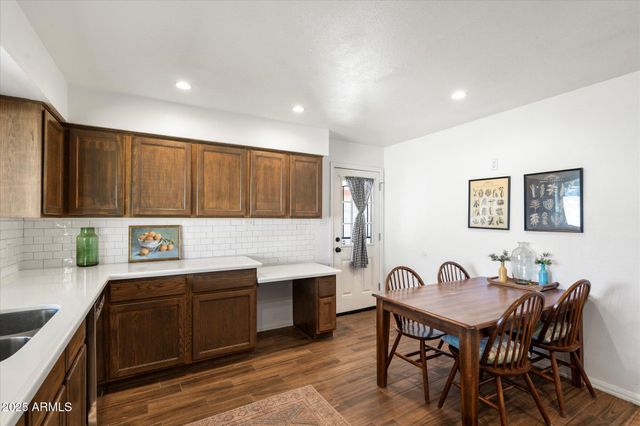 7806 E LOMA LAND Drive, Scottsdale, AZ 85257