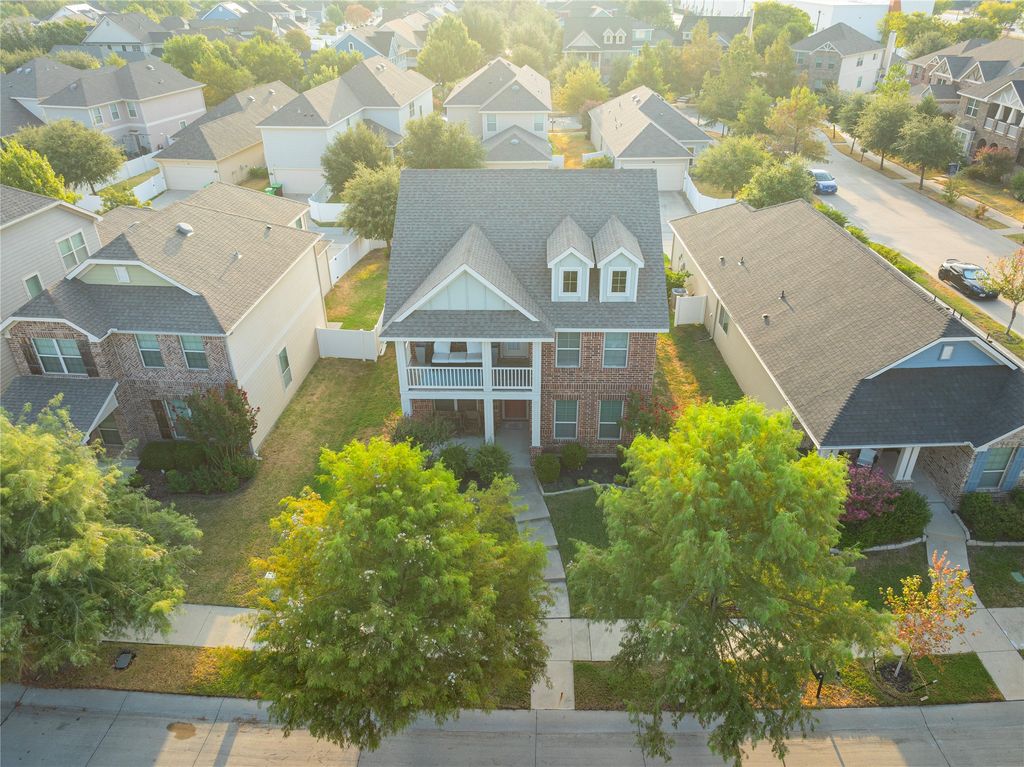 708 Whitemarsh Drive, Aubrey, TX 76227 — exterior