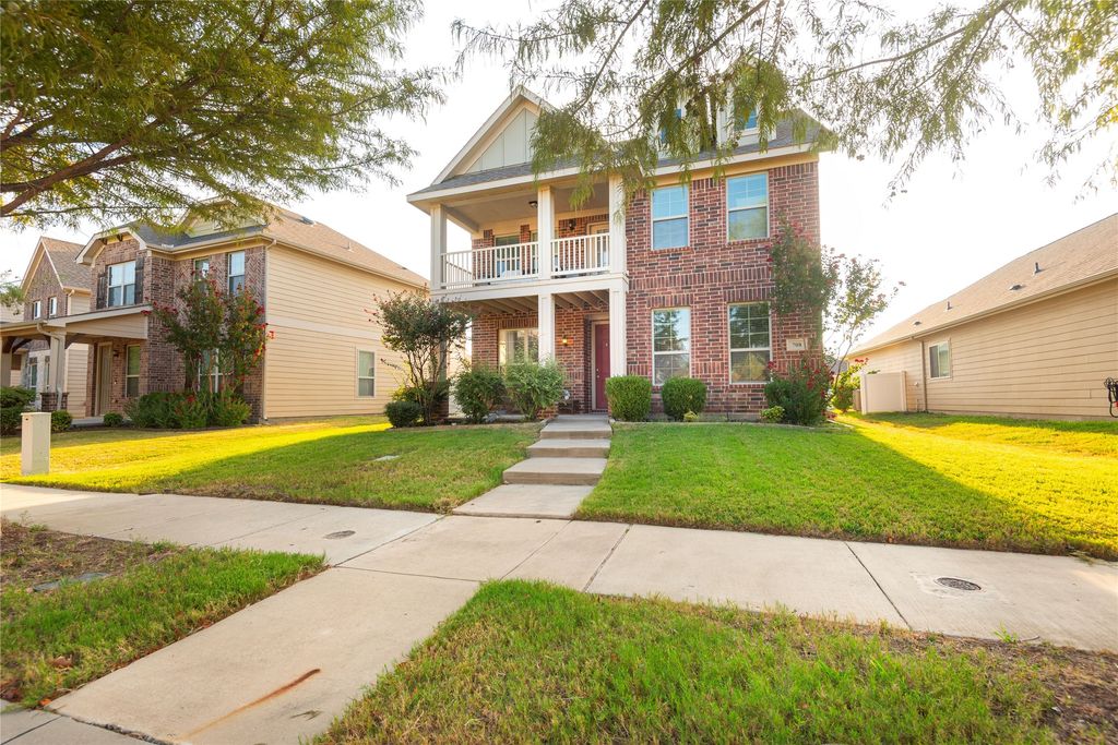 708 Whitemarsh Drive, Aubrey, TX 76227 — photo 3