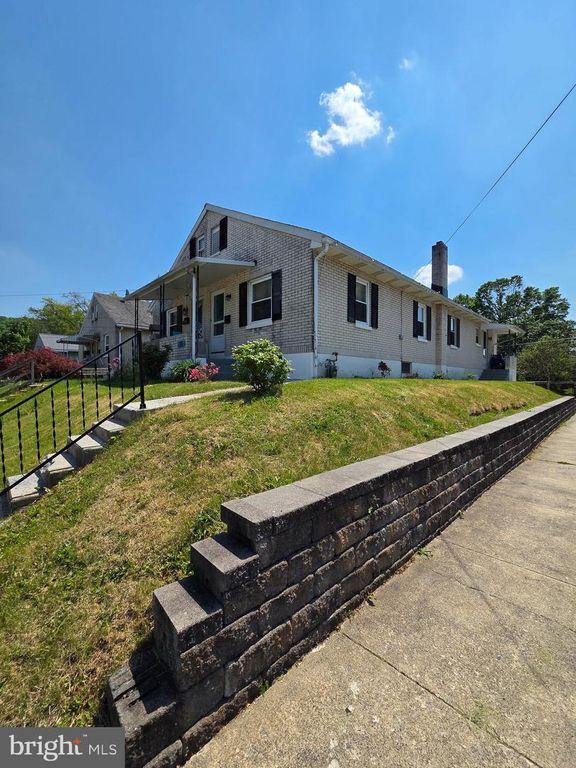 300 MELROSE AVE, Reading, PA 19606