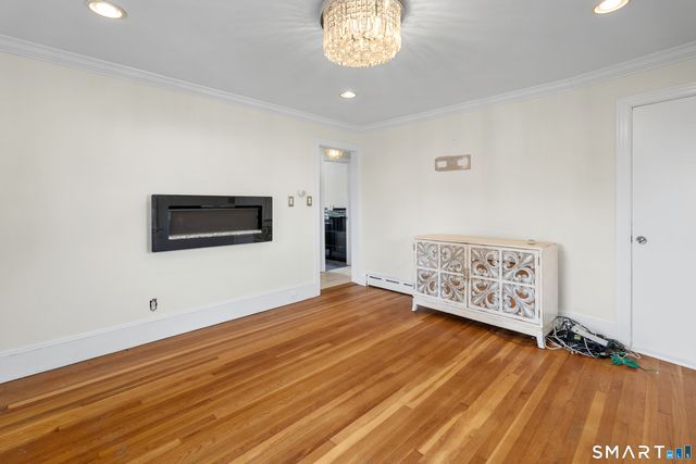 60 Primrose Street, Waterbury, CT 06708