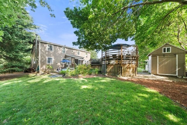 4 Laurel St, Woburn, MA 01801
