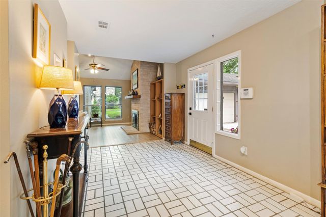 2229 Broadlawn Drive, Houston, TX 77058