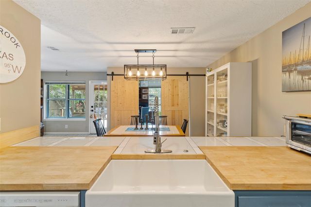 2229 Broadlawn Drive, Houston, TX 77058