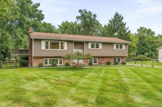 189 Woodcock Mtn Road, Washingtonville, NY 10992