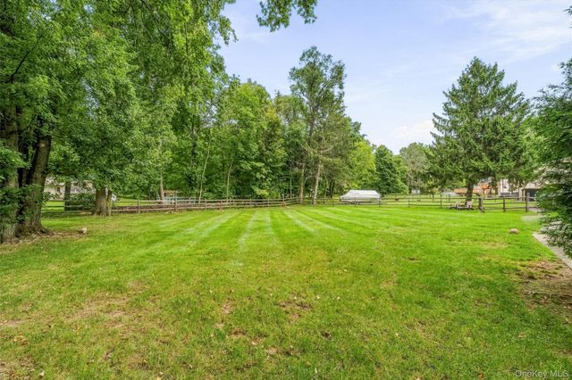 189 Woodcock Mtn Road, Washingtonville, NY 10992