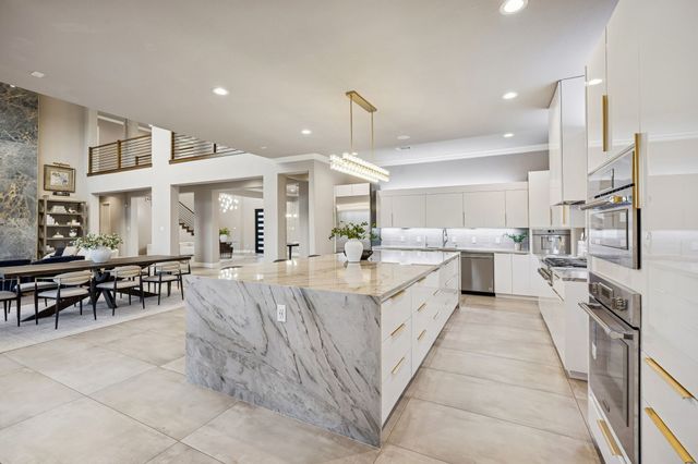 1121 Excalibur Boulevard, Lewisville, TX 75056