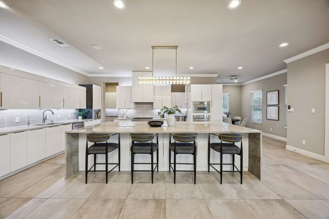 1121 Excalibur Boulevard, Lewisville, TX 75056